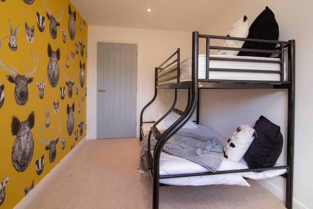 Вілла Calm Scottish Country Escape With Hot Tub Sleeps 6 Інвернесс Екстер'єр фото