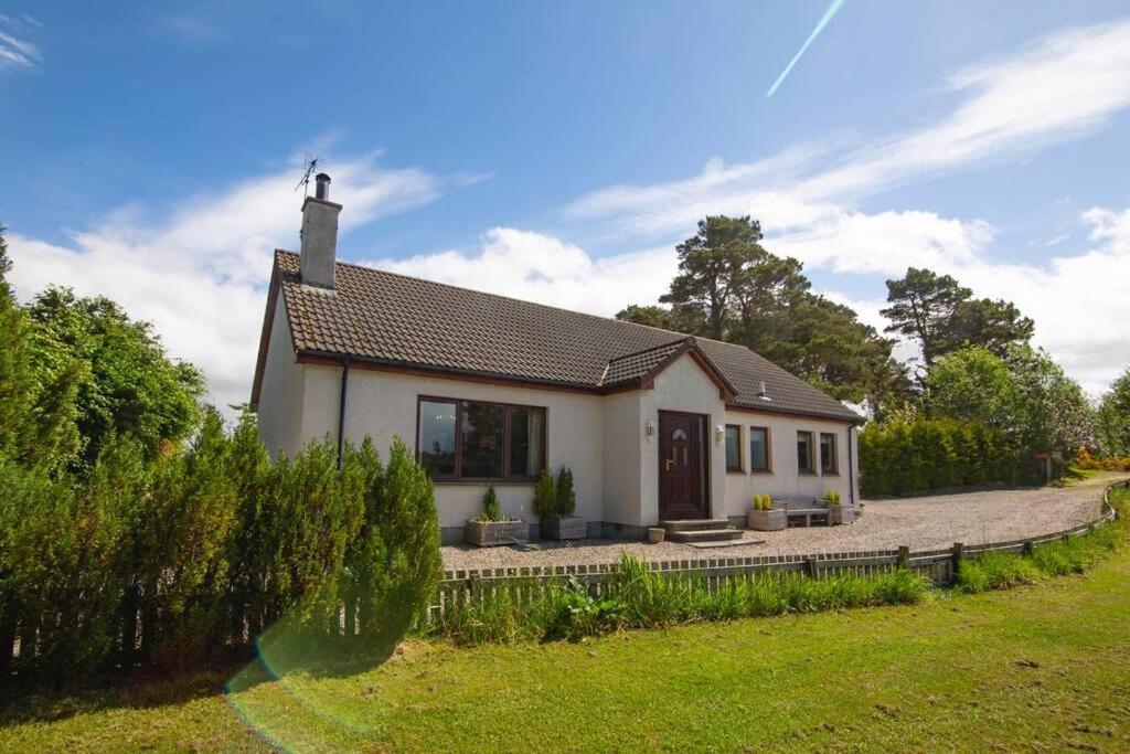 Вілла Calm Scottish Country Escape With Hot Tub Sleeps 6 Інвернесс Екстер'єр фото