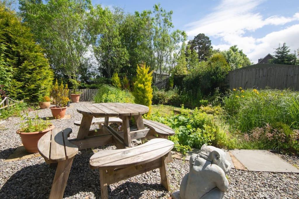 Вілла Calm Scottish Country Escape With Hot Tub Sleeps 6 Інвернесс Екстер'єр фото