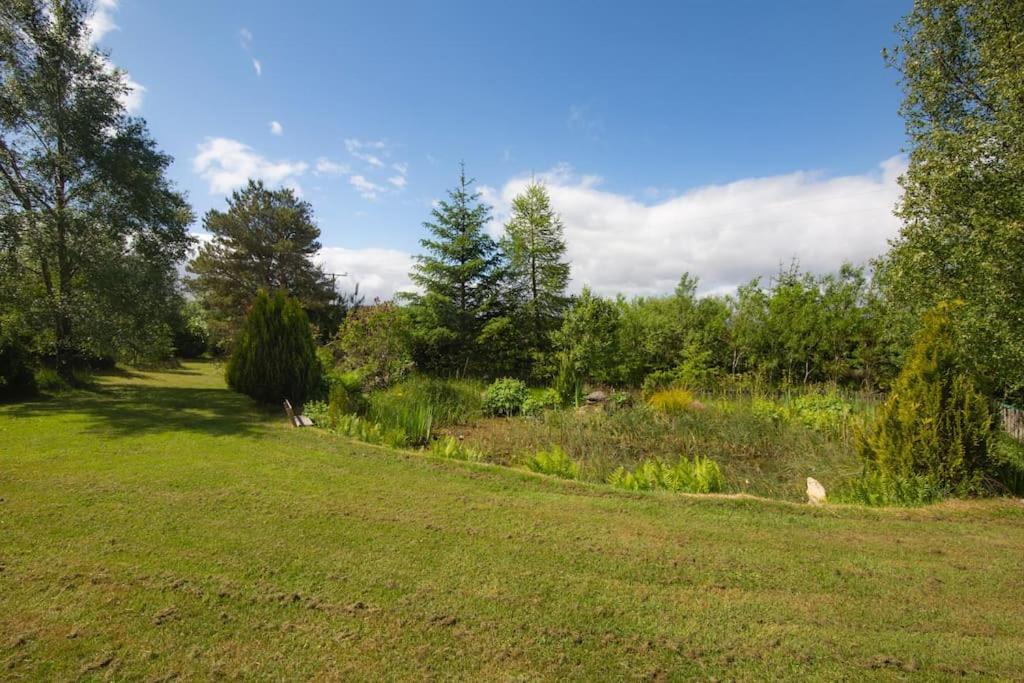 Вілла Calm Scottish Country Escape With Hot Tub Sleeps 6 Інвернесс Екстер'єр фото
